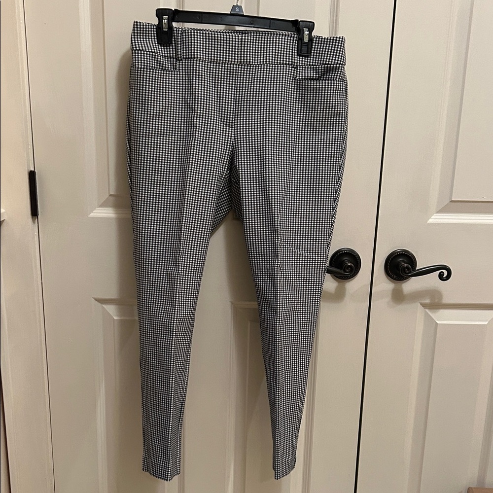New LOFT Black and White Skinny Curvy Pants
